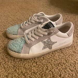 Vintage Havana White and Blue Sneakers